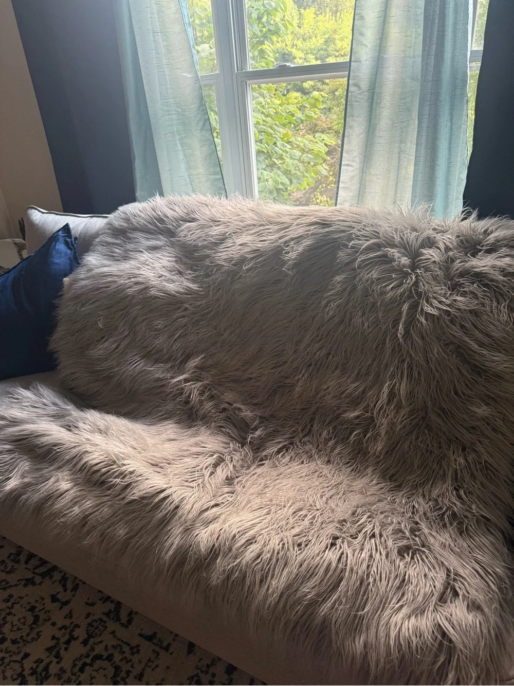 gray faux fur blanket 50x50